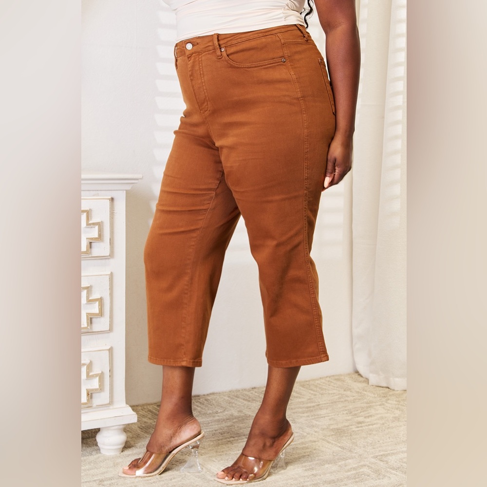 NEW**- SUNDAY CCO Judy Blue Tummy Control Garment Dyed Wide Crop OFFERS WELCOME - Picture 6 of 8
